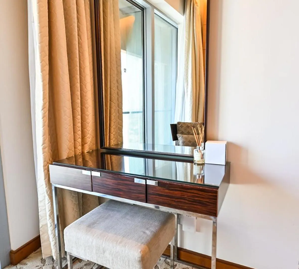 Velora Stay 1 Bedroom In Dubai Mall Residences Apartment
